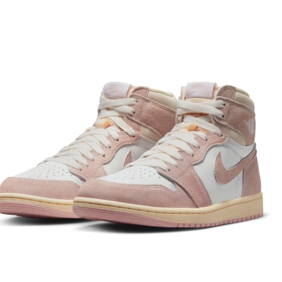 Air Jordan 1 Retro High OG - Picture 2 of 11